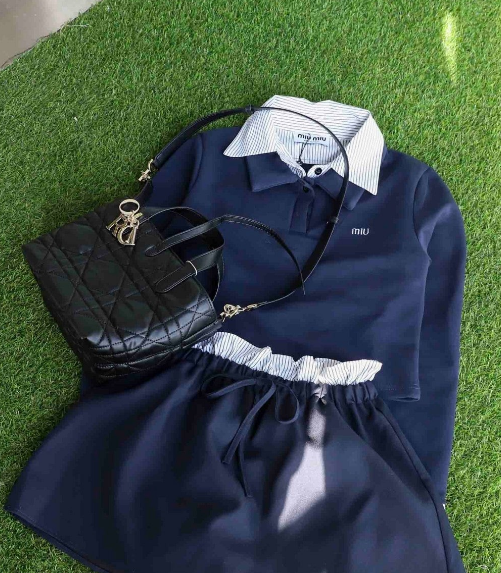 (국내배송) 디올 Toujours 스몰 버티컬 토트백