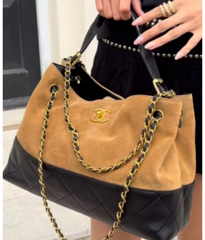 (국내배송) 샤넬 25A 공방 스웨이드 투톤 쇼퍼 백