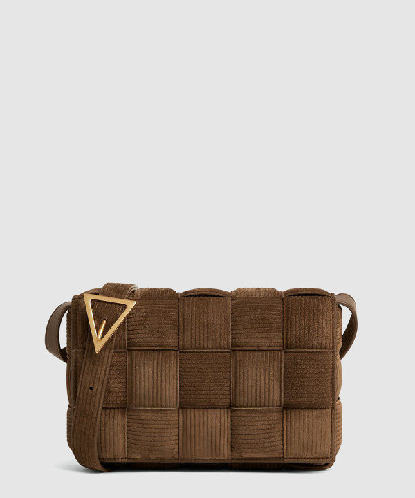 보테가베네타 브라운 카세트백 755611