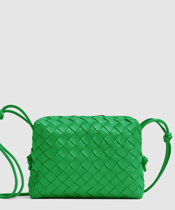 보테가베네타 루프 스몰 카메라백 680255