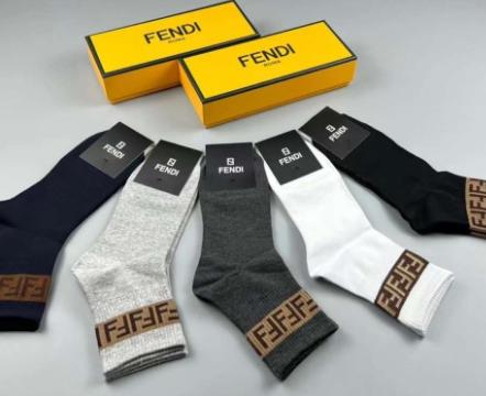 (국내배송) 펜디 남녀공용 5종 양말세트