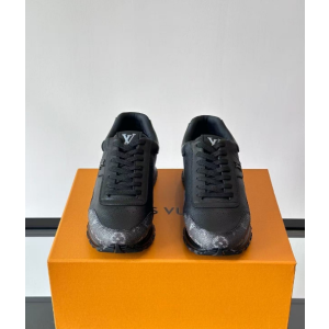 (국내배송) 루이비통 런 어웨이 블랙 스니커즈