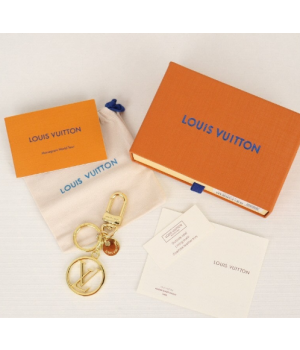 (국내배송) 루이비통 M69076 백참 & 키홀더
