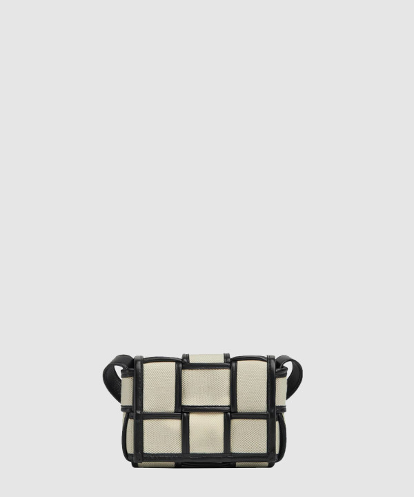 보테가베네타 미니 카세트 667048