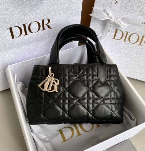 (국내배송) 디올 크리스찬 뚜쥬르 미듐 파우치 세트