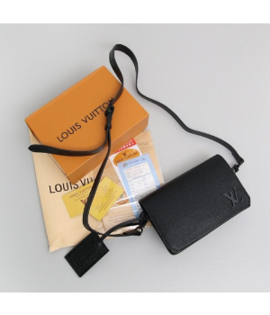 (국내배송) 루이비통 패스트라인 웨어러블 월릿