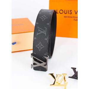 (국내배송) 루이비통 LV 이니셜 모노그램 레더 벨트 블랙