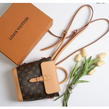 (국내배송) 루이비통 소호 미니 백팩 모노그램