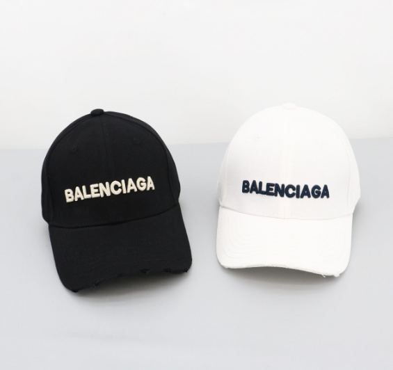 (국내배송) 발렌시아가 로고 자수 볼캡 모자