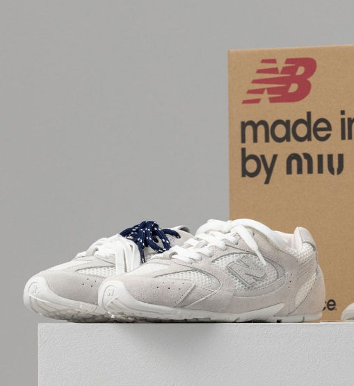 (국내배송) 미우미우 뉴발란스 x 미우 미우 530 스웨이드 메쉬 스니커즈