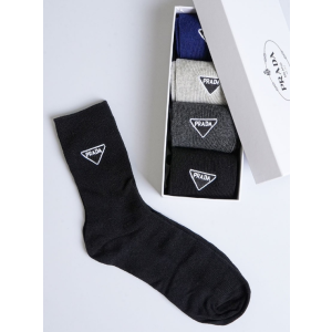 (국내배송) 프라다 삼각 로고 패치 코튼 앵클 삭스 5PCS 셋