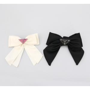 (국내배송) 프라다 헤어핀