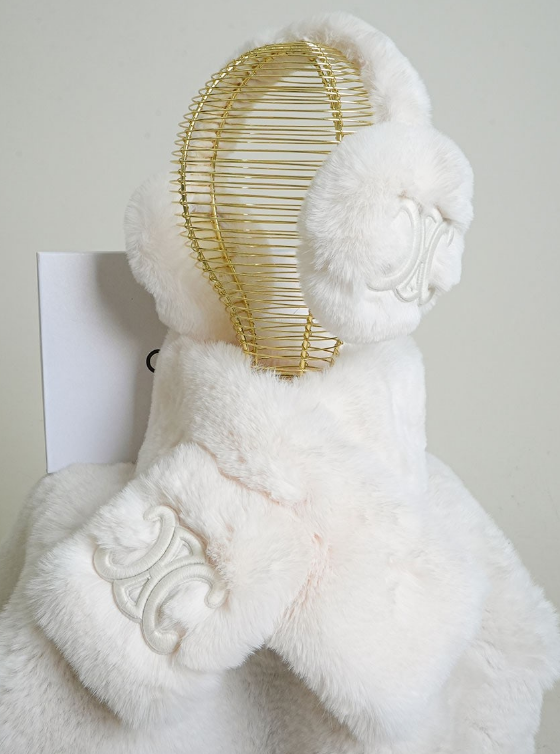 (국내배송) 셀린느 트리옹프 시어링 이어머프 귀마개 & 트리옹프 시어링 머플러 2PCS 셋