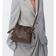 (국내배송) 로에베 미니 플라멩코 클러치