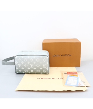 (국내배송) 루이비통 락커 돕 키트 클러치 파우치백