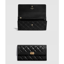 샤넬 보이 플랩 장지갑 A80286