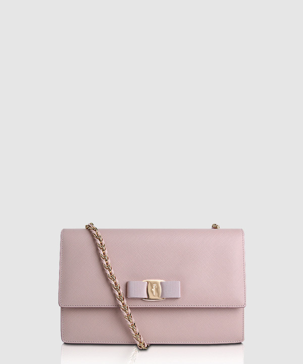 페라가모 바라 지니백 미듐 21E480