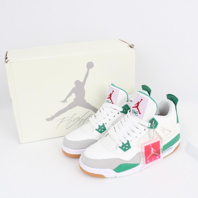 (국내배송) 나이키 조던4 SB 레트로 파인 그린