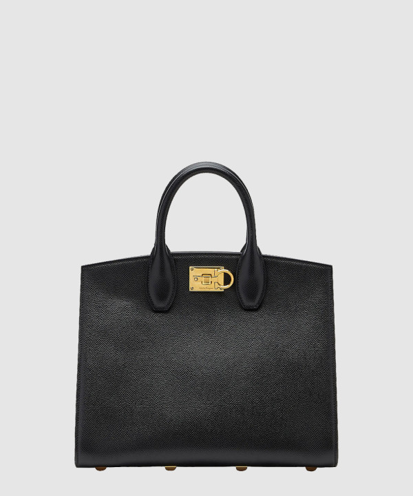 페라가모 간치니 스튜디오 박스백 210398