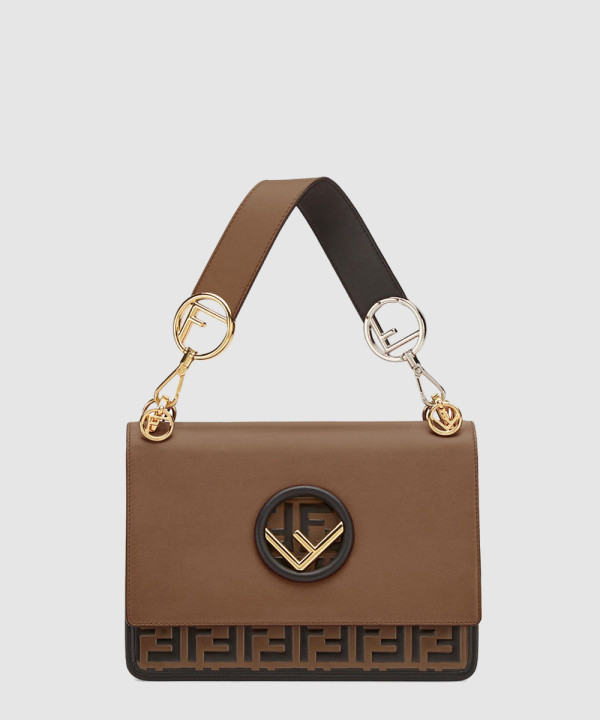 펜디 칸 아이 에프 플랩 숄더백 8BT284