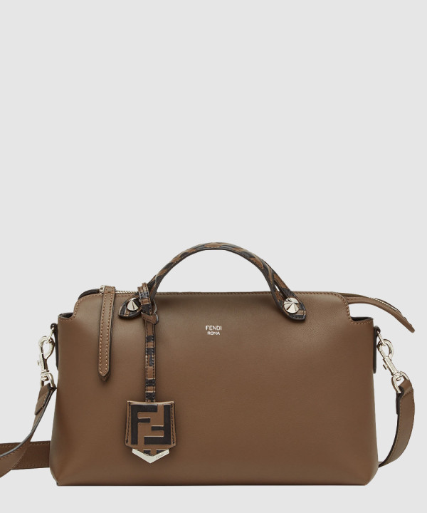 펜디 바이 더 웨이 미듐 레더 토트 숄더백 8BL146