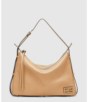 펜디 심플피 라지 가죽 숄더백 8BR831