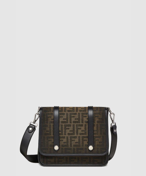 펜디 FF 메신저백 7VA601