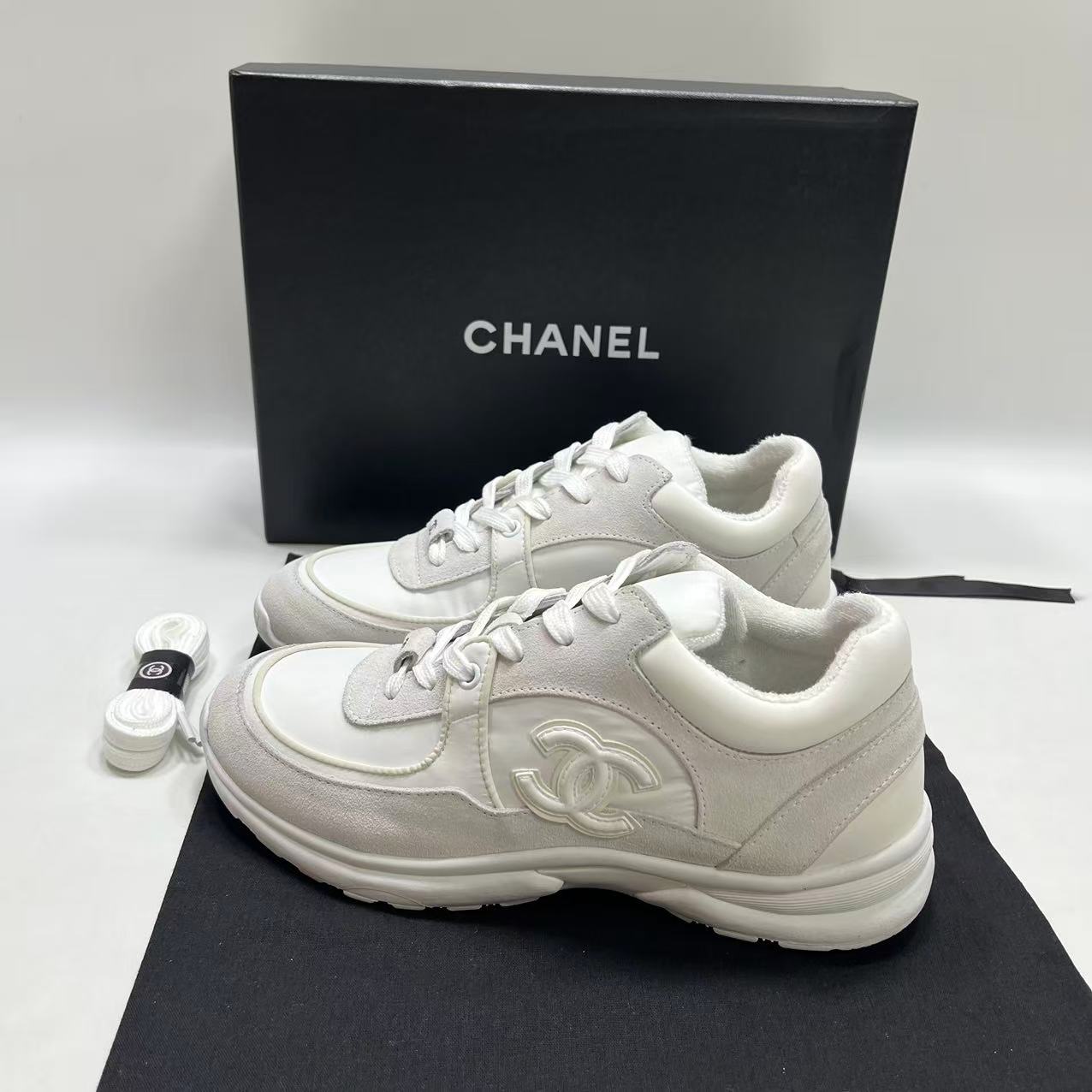 2026년 1월 3일 김*정님 샤넬 CC로고 스니커즈 검품 및 출고