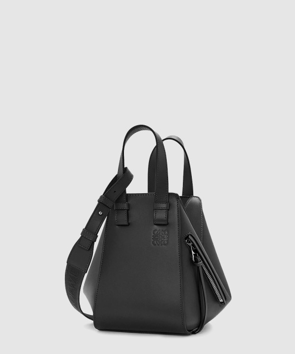 로에베 컴팩트 해먹백 새틴 카프스킨