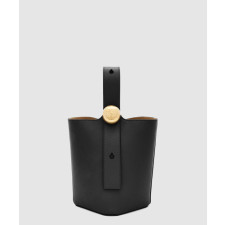 로에베 미니 페블 버킷 백 인 멜로우 카프스킨