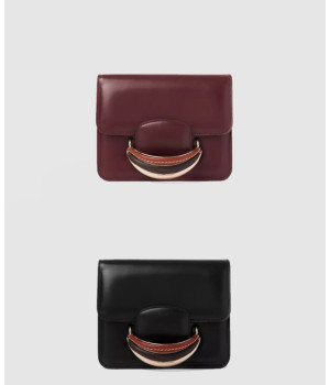 끌로에 케이티 크로스백 SS500