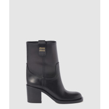 미우미우 로고 라벨 레더 부츠 5U966