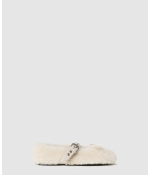 미우미우 시어링 퍼 버클 발레리나 5F272E