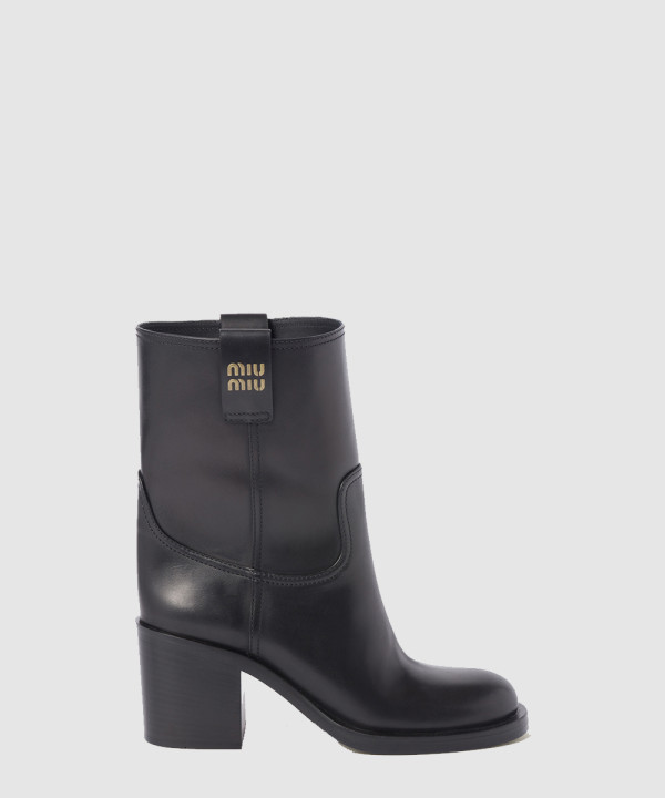 미우미우 로고 라벨 레더 부츠 5U966D