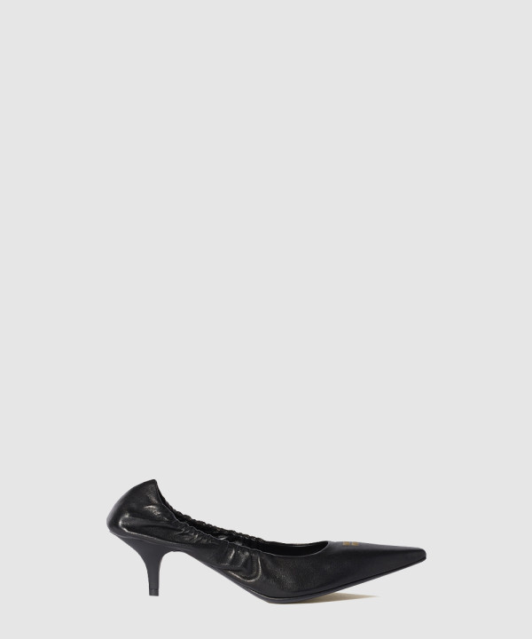 미우미우 나파 레더 펌프스 5I374E