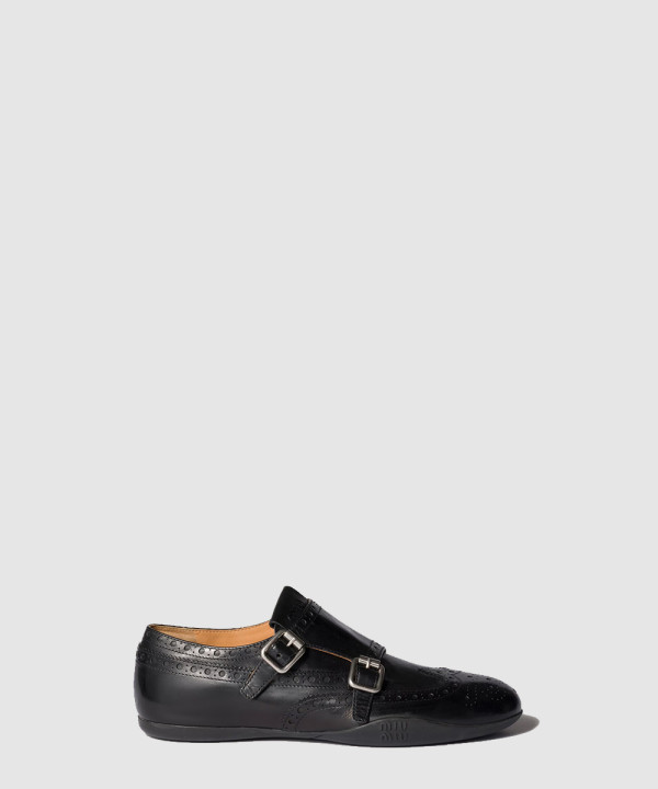 미우미우 레더 버클 브로그 슈즈 5E510E