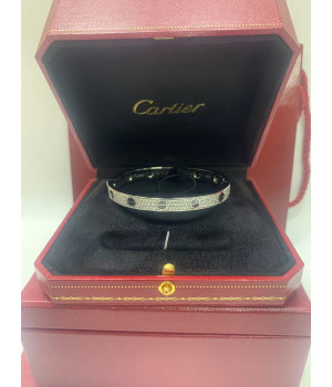 2026년 1월 7일 김*윤님 끼르띠에 클래식 세라믹 러브 파베 팔찌 검품 및 출고