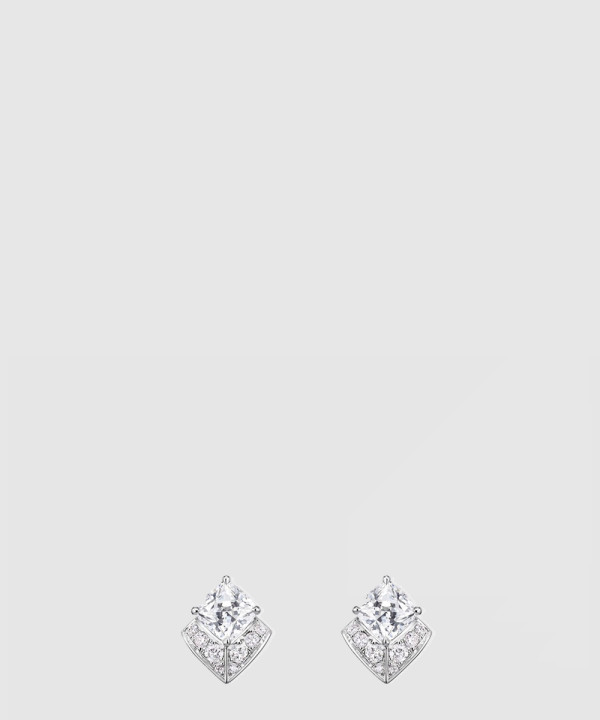 ​18K 하이엔드 미러급 쇼메 조세핀 에끌라 플로럴 이어링 085369