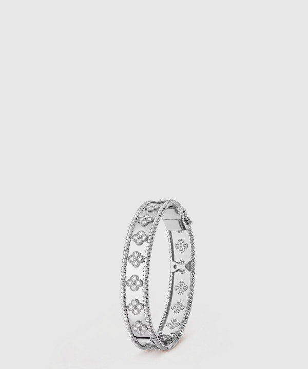 ​18K 하이엔드 미러급 반클리프 뻬를리 클로버 브레이슬릿 스몰 3O300