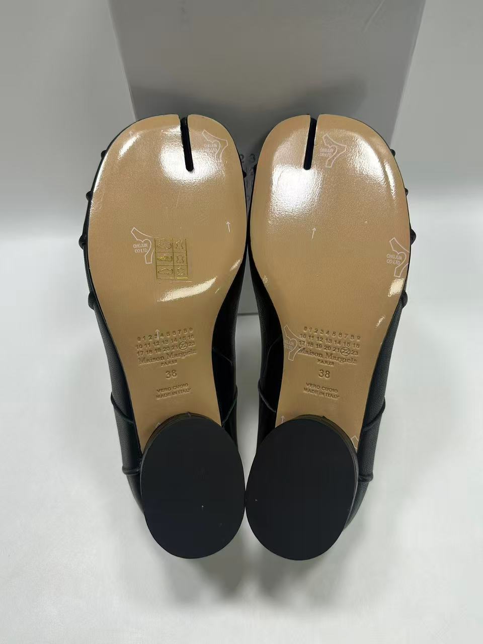 2026년 3월 26일 오*희님 메종 마르지엘라 타비 레더 발레리나 슈즈 검품 및 출고