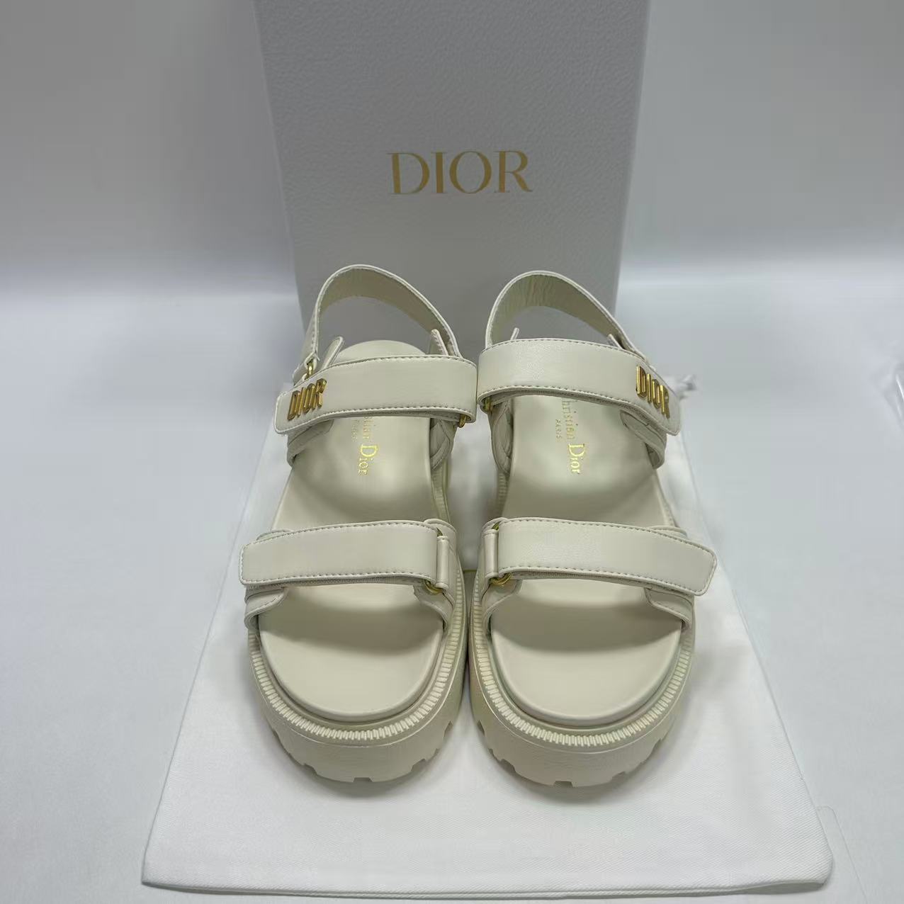 2026년 4월 2일 김*영님 디올 디올액트(Dioract) 샌들 검품 및 출고